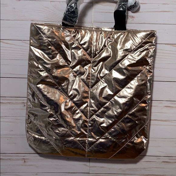 Victoria’s Secret Rose Gold Metallic Tote Bag - Picture 4 of 10